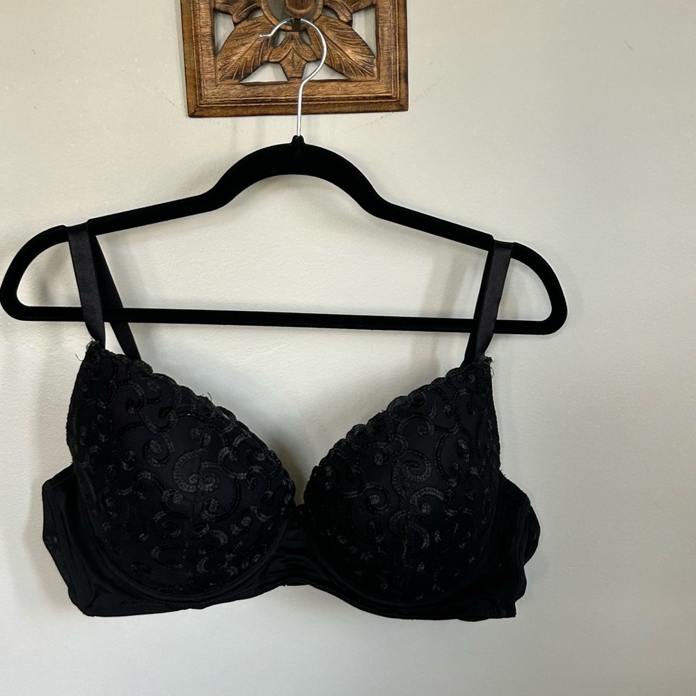 Sexy black lace push-up bra size 44D